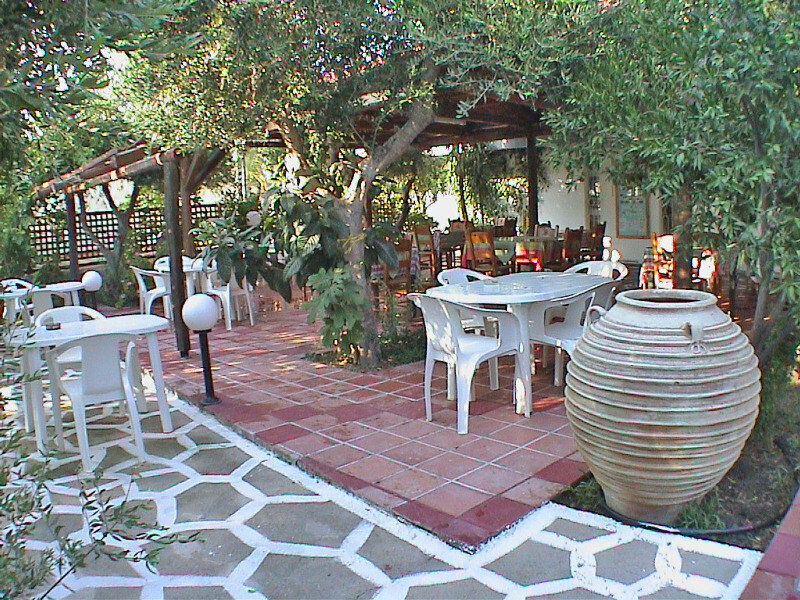 Sunningdale Hotel Agia Galini  Exterior photo